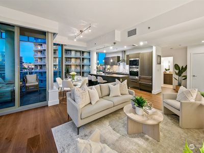737 Olive Way #1802, Seattle, WA, 98101