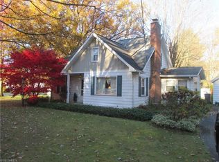 2720 Bears Den Rd, Youngstown, OH 44511