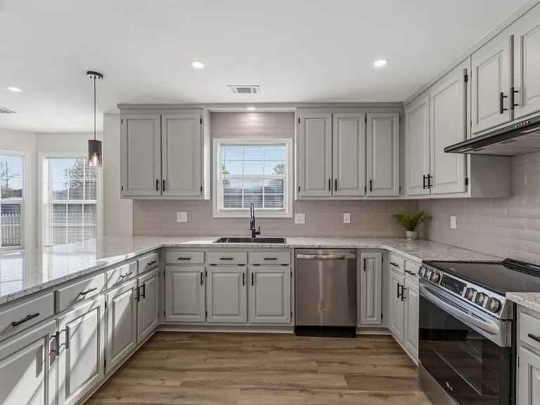 87 Park Ln — Photo 9
