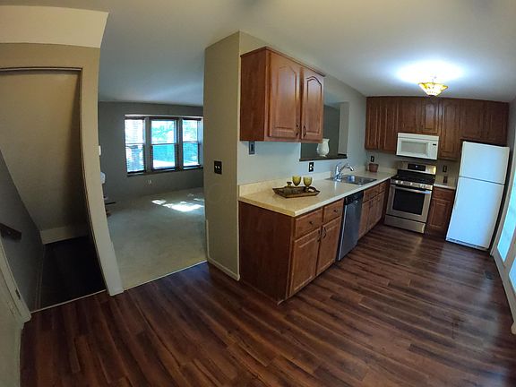 4th image of 7700 Kelvinway Dr #71