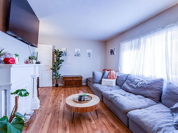 5th image of 1022 E Warrington Ave S #1