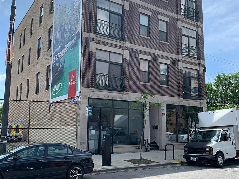1135 W Chicago Ave #2W — Photo 1