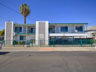 1143 E Park St, Stockton, CA, 95205