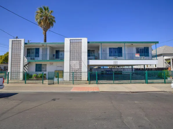 1143 E Park St, Stockton, CA 95205