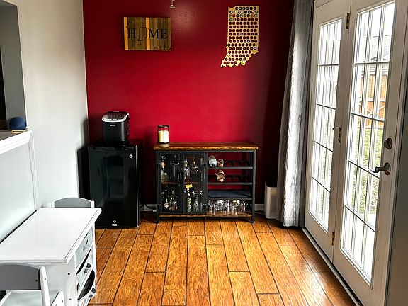 5th image of 1005 Canary Creek Ct
