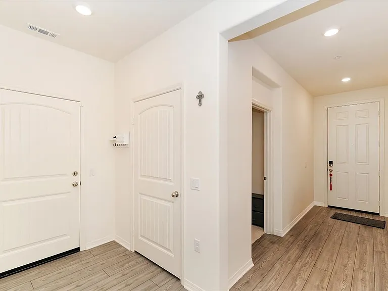 16540 Wyndham Ln #3 — Photo 9