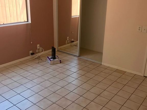 4th image of 10935 Viacha Ct