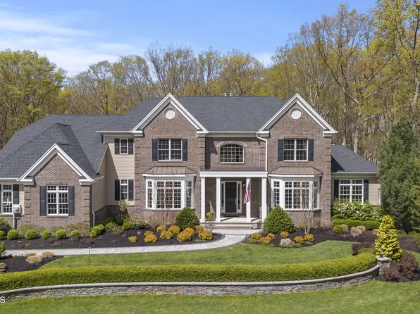 120 Beagle Drive, Manalapan, NJ 07726