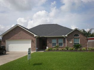 3911 Joplin Ave, Groves, TX 77619