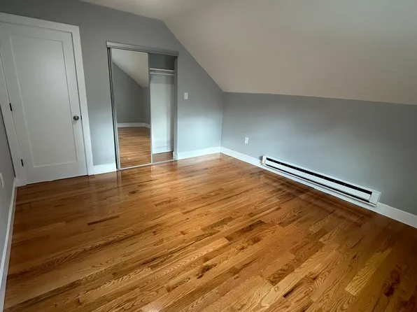 773 Pleasant St APT 5, Worcester, MA 01602