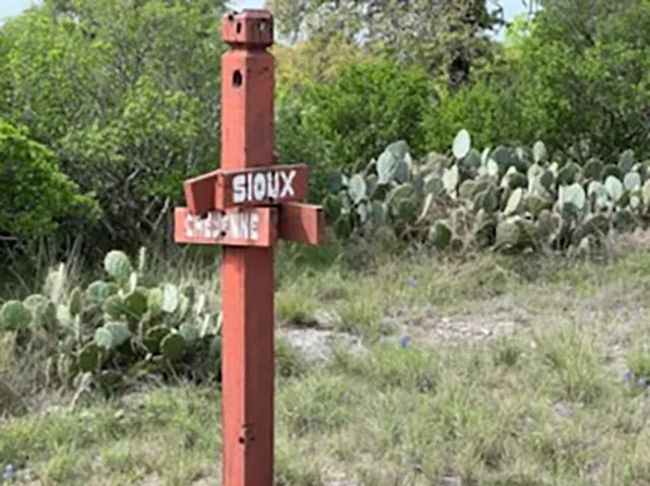 1400 & 1402 Sioux, Horseshoe Bay, TX 78657