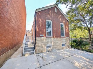 3009 California Ave, Saint Louis, MO 63118