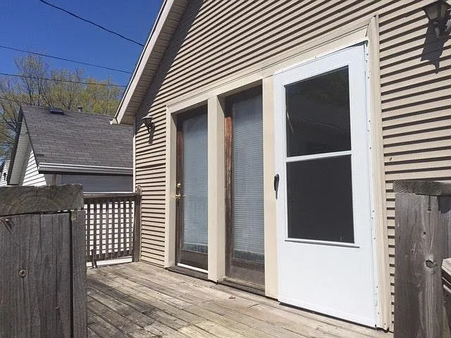 340 E Archer Ave #HOUSE — Photo 2