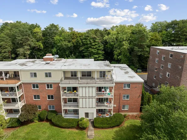 20 Hamilton Rd APT 401, Arlington, MA 02474