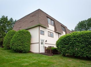 25 Salmon Run #UNIT 25, Suffield, CT 06078