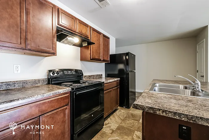 1305 Forsythia Way — Photo 7