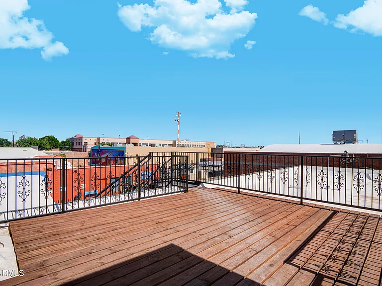 5753 W Glendale Ave #105 — Photo 17