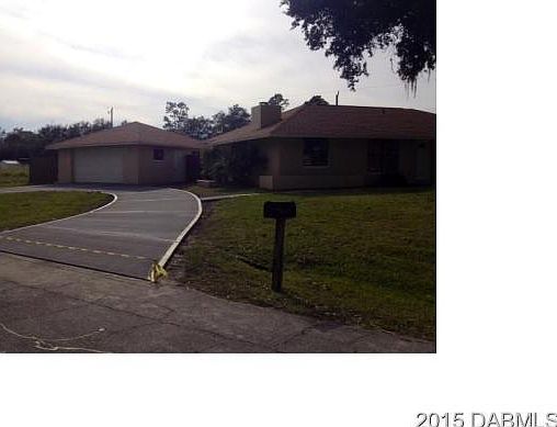 3rd image of 3404 Woodland Dr