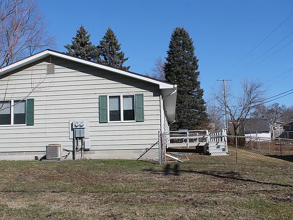 4th image of 5891-5895 Van Buren Ct