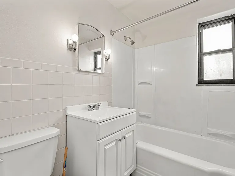 2117 Brownsville Road — Photo 3