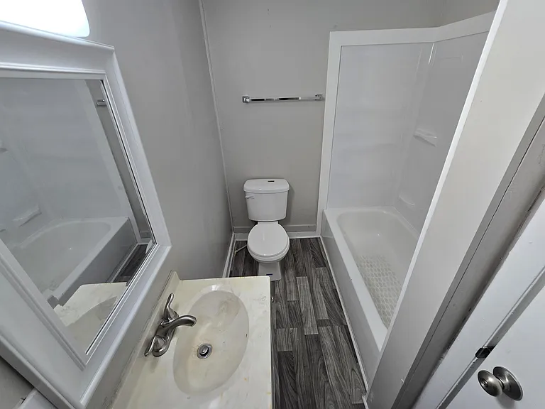 1920 Melrose Ave NW #1 — Photo 5