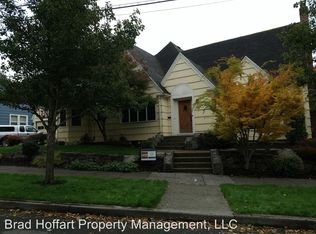 2000 NE Ridgewood Dr, Portland, OR 97212