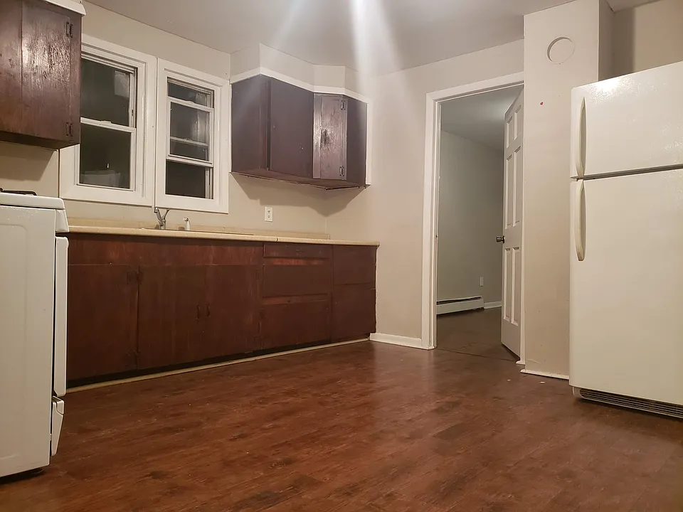 8 Park St #2