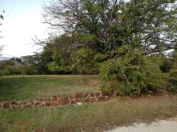 2nd image of 8421 Gifford Ln