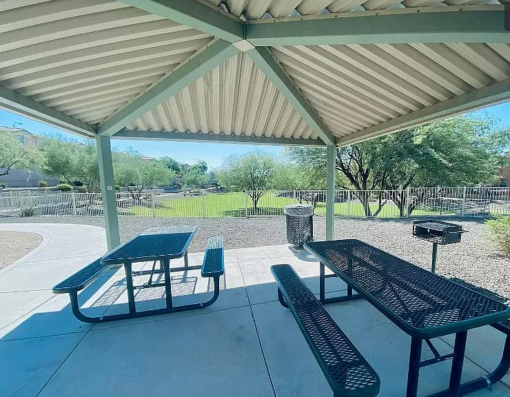 1613 W Lacewood Pl — Photo 12