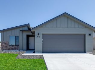 1642 SW Besra Dr, Mountain Home, ID 83647