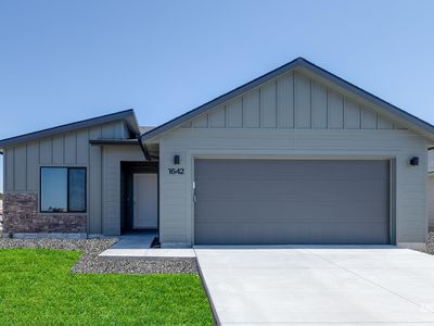 1642 SW Besra Dr, Mountain Home, ID, 83647