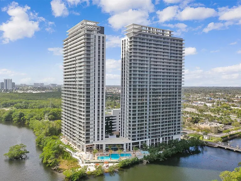 16385 Biscayne Blvd #3120 — Photo 57