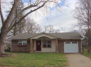 3512 N Stoneycrest Rd, Bloomington, IN 47404