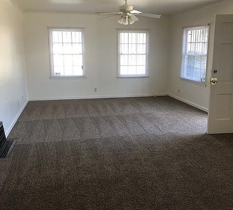2nd image of 3333 N Glenn Ave
