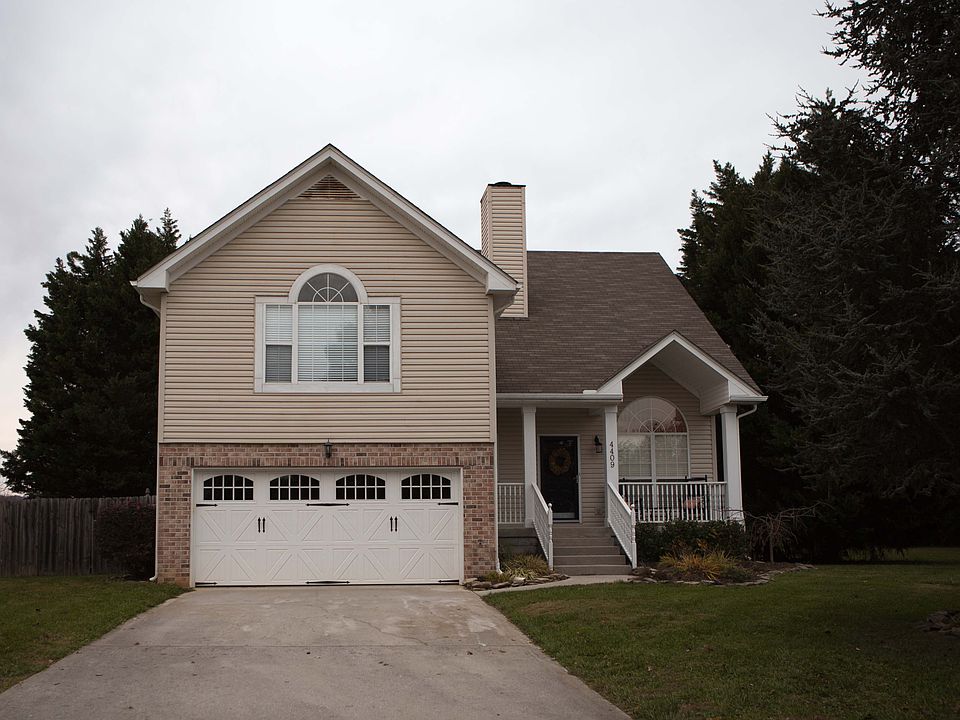 1st image of 4409 Aylesbury Dr