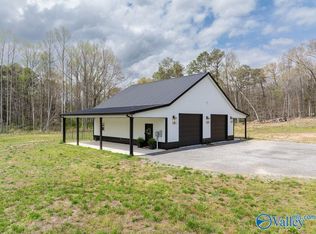 55 Hill Dr, Grant, AL 35747