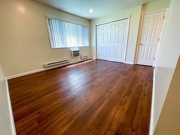 2nd image of 316 E College St #6