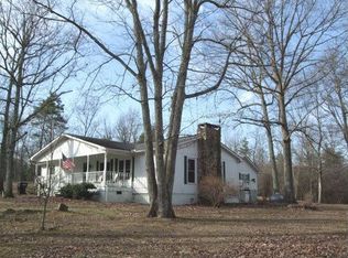 1353 Bukley Dr E, Fort Payne, AL 35967