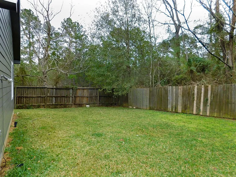 107 Varsity Dr — Photo 46