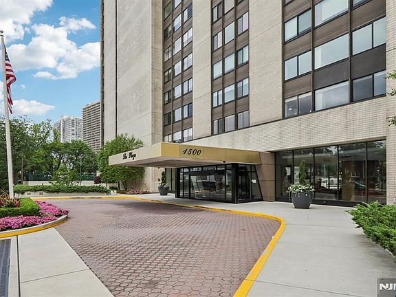 2nd image of 1500 Palisade Ave APT 27C