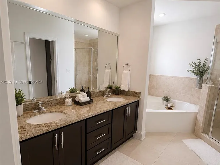 4450 SW 164th Ave — Photo 9