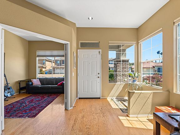 4th image of 12420 Whispering Tree Ln