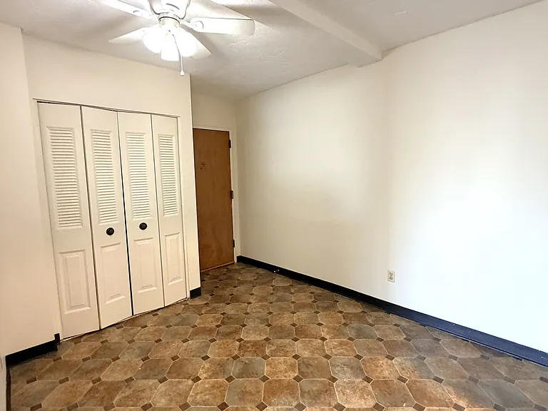 5 Edwards St #25 — Photo 2