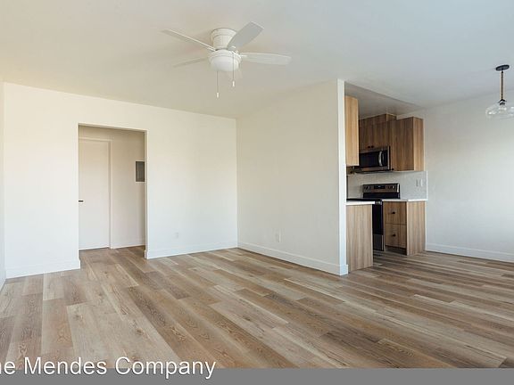 5th image of 3837 1st Ave #2
