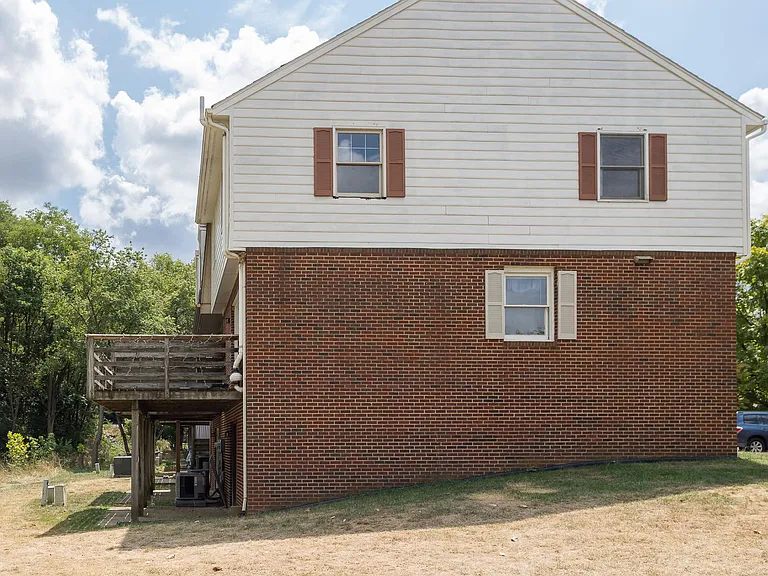 1124 Mountain View Dr — Photo 26