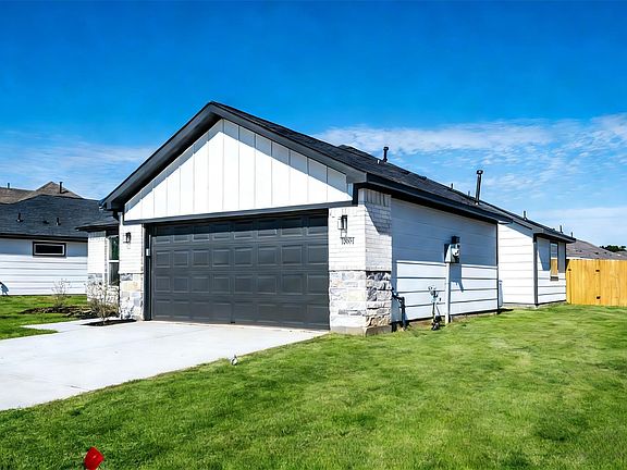 3rd image of 10401 Woodhill Spa Lane