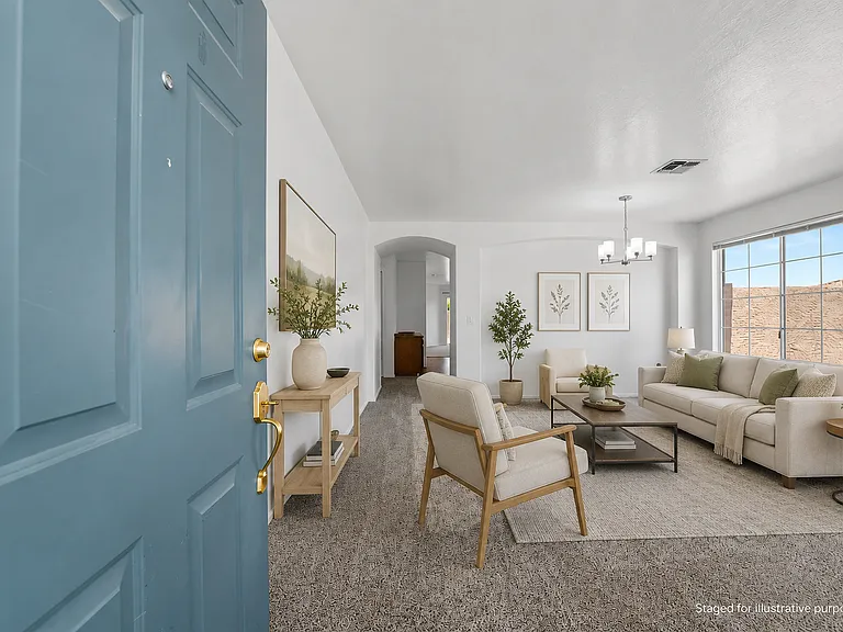 7552 W Nicolet Ave — Photo 2