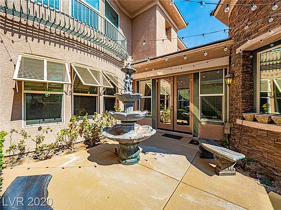 5th image of 1700 Choice Hills Dr