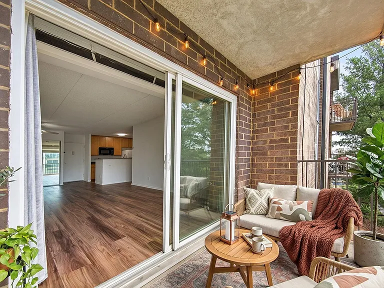 60 S Van Dorn St #413 — Photo 9