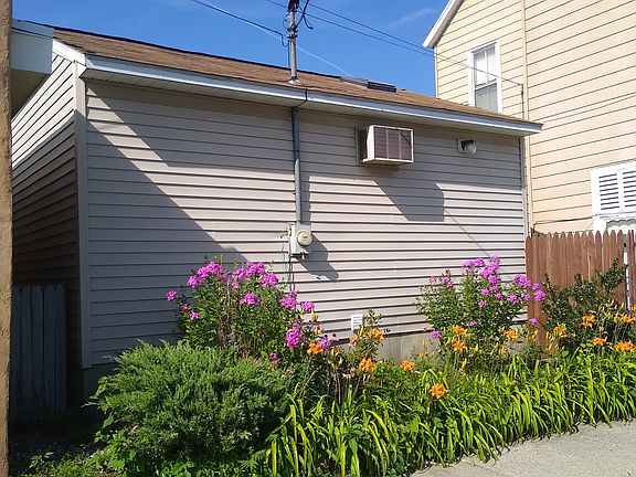 4th image of 47 Continental Ave #0
